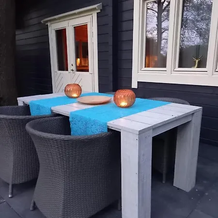 Onder De Eik Holiday home