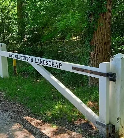 Onder De Eik Holiday home